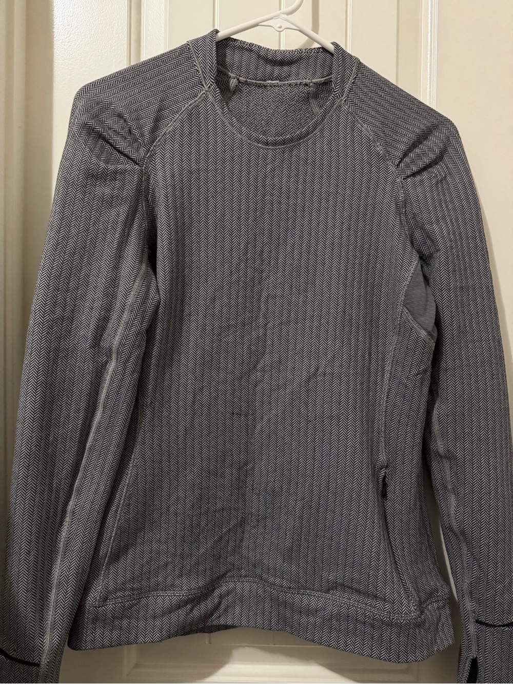 lululemon athletica Gray Herringbone Long-Sleeve Crew